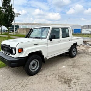 Toyota Land Cruiser NEW MODEL HZJ79 4x4 4.2D Double Cab